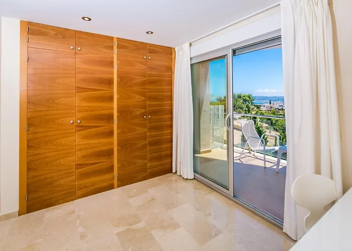 Tranquila Otel Javea